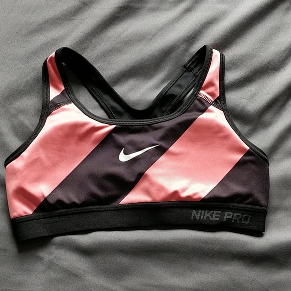 Nike Pro sports bra size M - Picture 1 of 3
